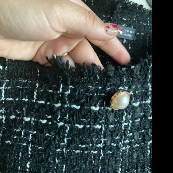 Black boucle Pearl Dress - Picture 5 of 5